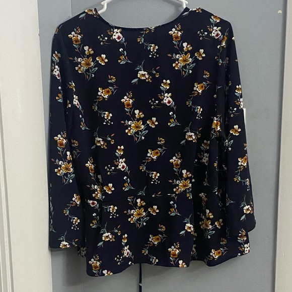 Floral sheer tie-front cardigan, XL - Picture 2 of 3